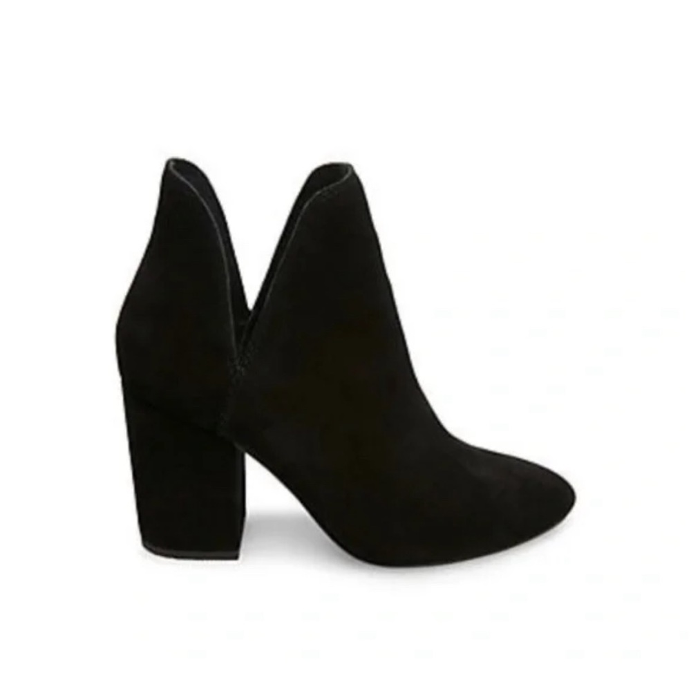 Steve Madden Black Suede Open Side V Cut Rookie Bootie EUC